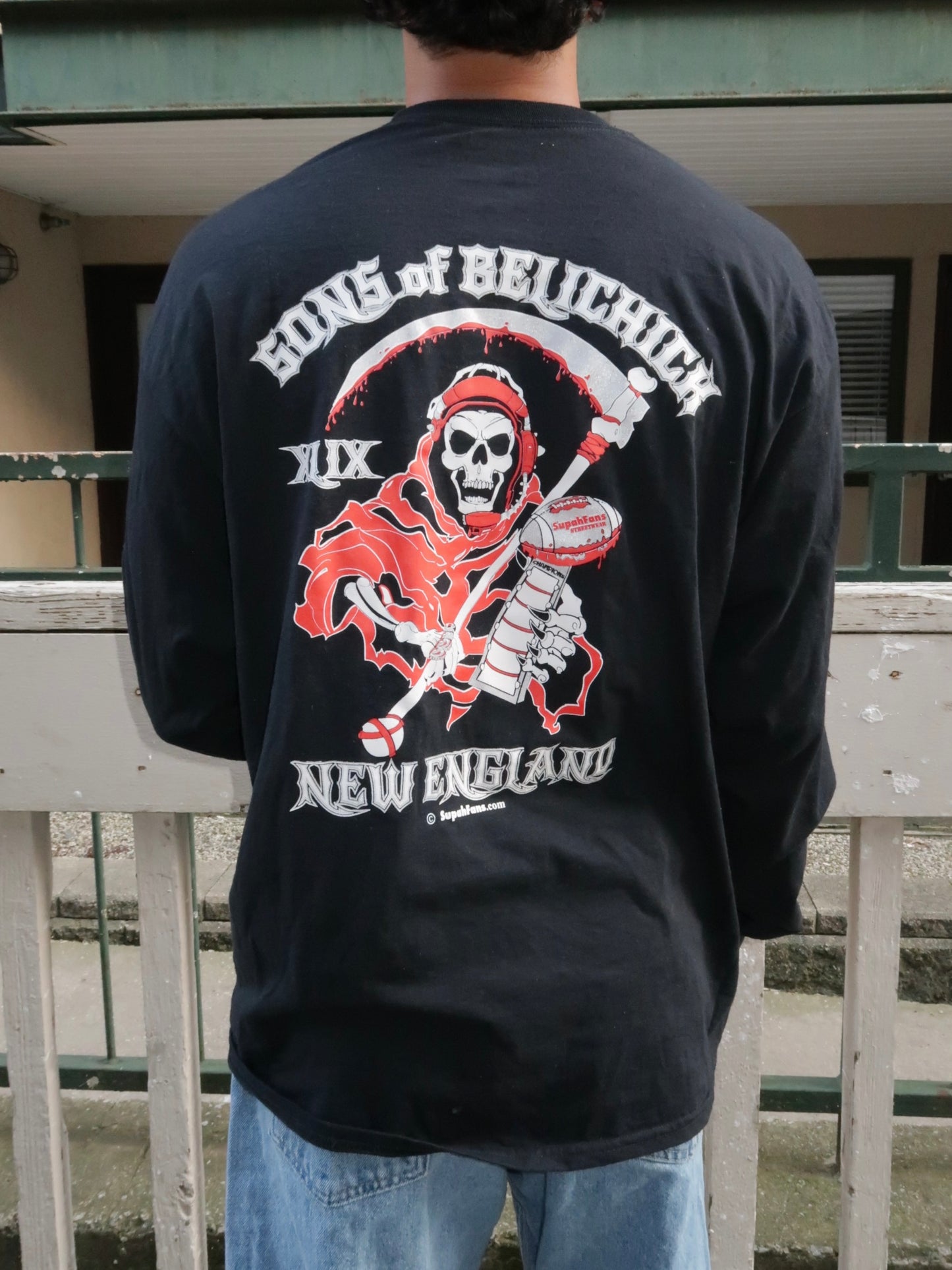 4: new england long sleeve